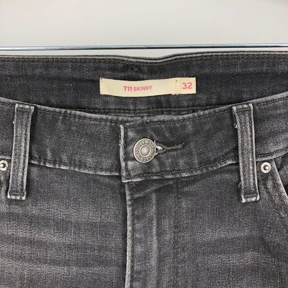 🆕 LEVI’S 711 Ankle Skinny Floral Embroidered NWOT - Picture 10 of 14